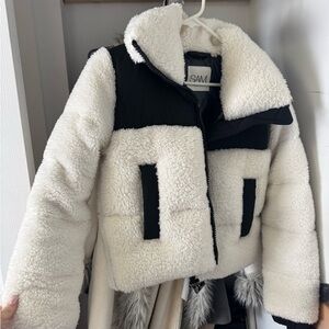 SAM. White Sherpa Puffer, duck down feathers